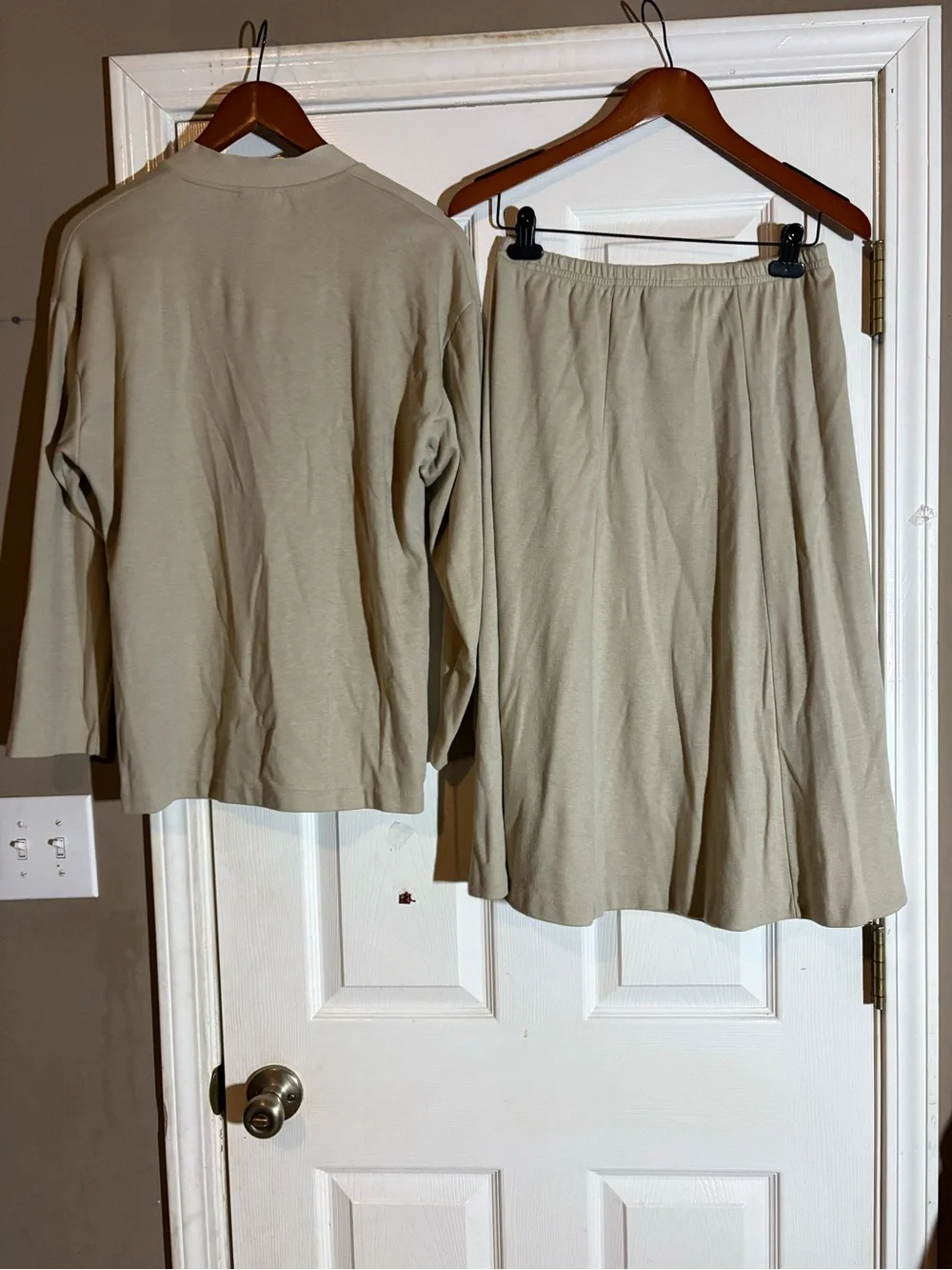 Aileem soft beige